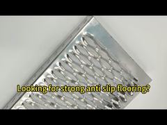 গরম ডুবানো গ্যালভানাইজড প্লেট ছিদ্রযুক্ত মেটাল জাল নিরাপত্তা গ্রেটিং ওয়াকওয়ে অ্যান্টি - রাস্ট