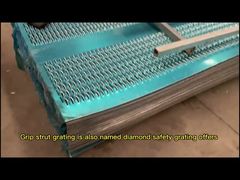 স্টেইনলেস 2MM গ্যালভানাইজড স্টীল গ্রিটিং 240 * 4020MM / এন্টি স্লিপ বেড প্লেট