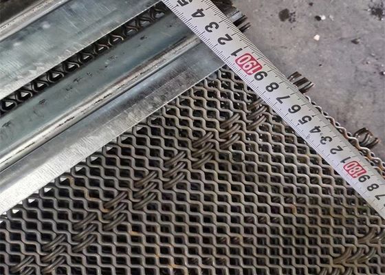 কালো লোহা 4 মিমি ভাইব্রেটিং স্ক্রীন মেশ স্কয়ার বোনা ক্রিম্পড তার