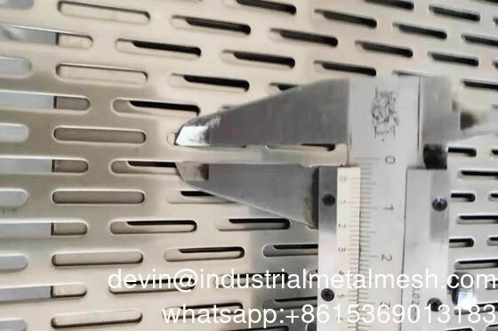 স্পিকার গ্রিলের জন্য সস্তা চীন নির্মিত অ্যালুমিনিয়াম ছিদ্রযুক্ত শীট ছিদ্রযুক্ত ধাতব স্ক্রিন