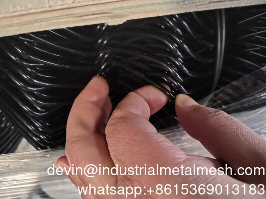 কারখানা ই এম ঘূর্ণিঝড় তারের জাল পিভিসি গরম ডুবানো গ্যালভানাইজড চেইন লিঙ্ক বেড়া