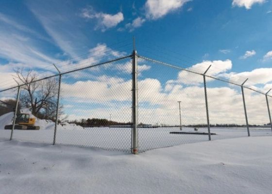 2.5mm-3.0mm হট ডিপ গ্যালভানাইজড চেইন লিঙ্ক বেড়া 9 গজ