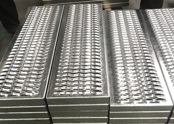Max 6000mm Regular Grip Strut  Walkway For Stair Treads Ramps And Decks