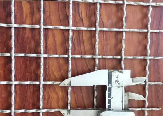 304 জাল খনির জন্য স্টেইনলেস স্টীল তারের জাল ক্রাইমড কম্পনশীল সুইং স্ক্রিন জাল