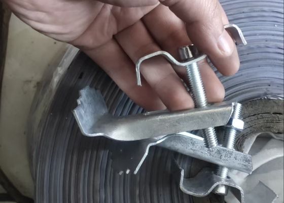30X5mm Serrated স্টীল গ্রিটিং ভাঁজ ক্যাম্পফায়ার গ্রিল ভারী দায়িত্ব স্টেইনলেস স্টীল / বার জন্য গ্যালভানাইজড