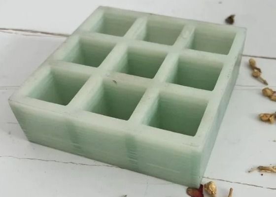 38mm বেধ FRP Pultruded গ্রিটিং সঙ্গে Gritted পৃষ্ঠ এবং বোল্ট ফিক্সিং ইনস্টলেশন