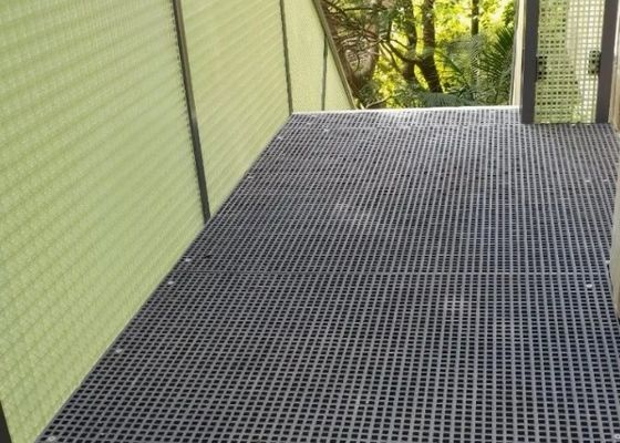 38mm বেধ FRP Pultruded গ্রিটিং সঙ্গে Gritted পৃষ্ঠ এবং বোল্ট ফিক্সিং ইনস্টলেশন