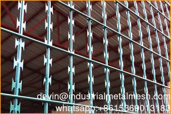 150X300mm Razor Welded Mesh for Anti-Climbing Fencing