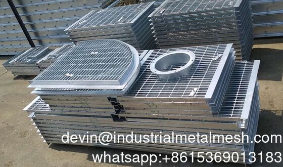 ভারী দায়িত্ব গ্যালভানাইজড ঝালাই serrated অ্যান্টি-স্লিপ খাঁজ ড্রেন খাঁজ কভার প্লেট শিল্প তল পাথওয়ে প্ল্যাটফর্ম ইস্পাত বার গ্রিটিং
