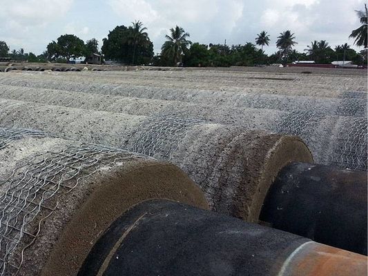 অফশোর পাইপলাইন অফশোর পাইপলাইনের কংক্রিট স্তরকে শক্তিশালী করার জন্য কাউন্টারওয়েট ওয়েল্ডেড জাল