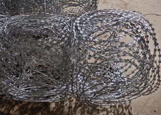 800 মিমি ব্যাস কনসার্টিনা রেজার ওয়্যার ফ্ল্যাট মোড়ানো Bto-20